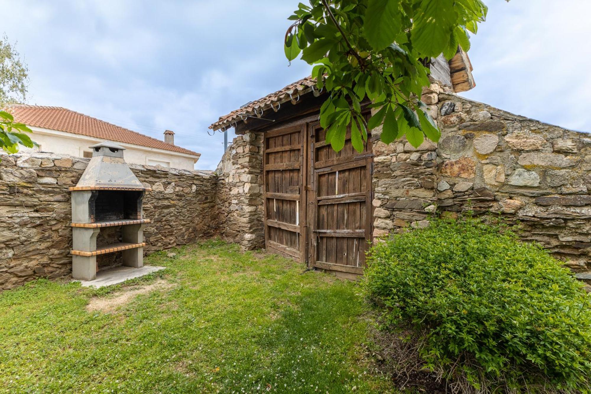 La Casona Y Casitas De Tabladillo Villa Santa Maria la Real de Nieva Exterior foto